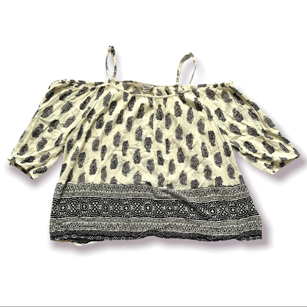 Streetwear Society off the Shoulder Top with Straps